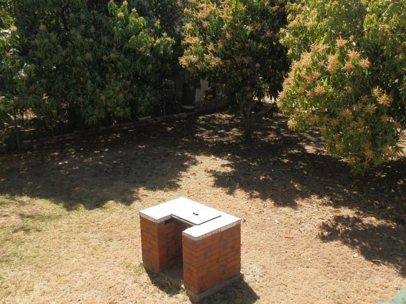 14 Barry Street, Emerald QLD 4720