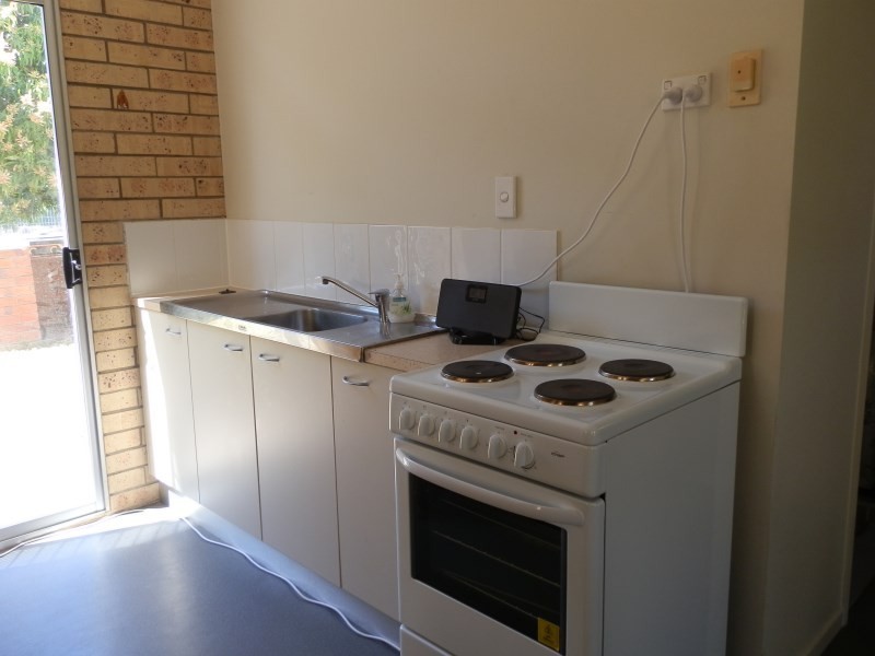 14 Barry Street, Emerald QLD 4720