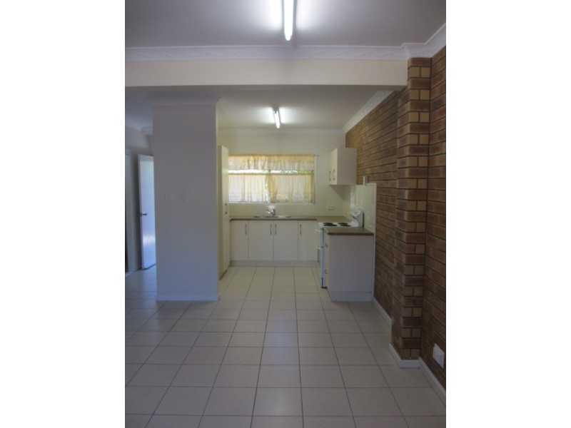 Unit 9/145 Egerton Street, Emerald QLD 4720