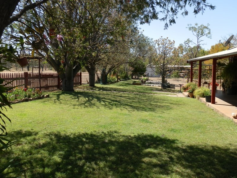 12 Old Crossing Road, Sapphire QLD 4702