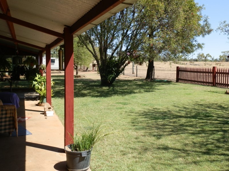 12 Old Crossing Road, Sapphire QLD 4702