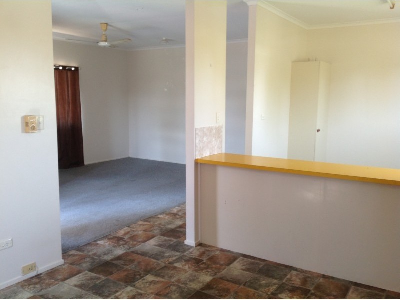 6 Moran Street, Capella QLD 4723