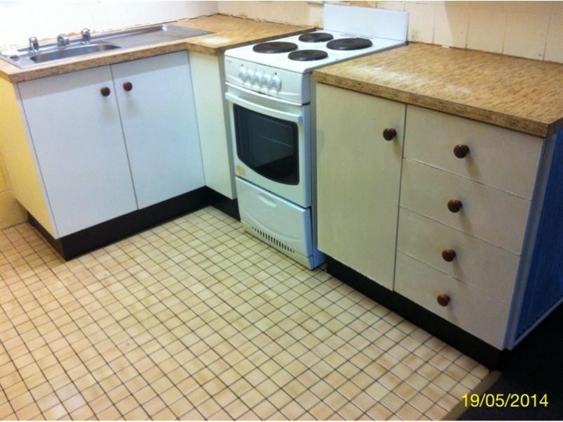 Unit 2/23 Martin Place, Emerald QLD 4720