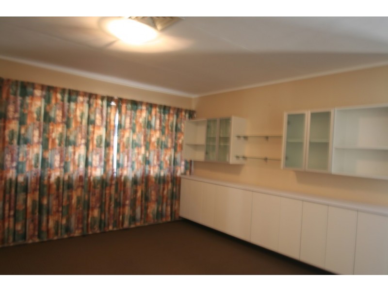 1 Charolais Place, Emerald QLD 4720