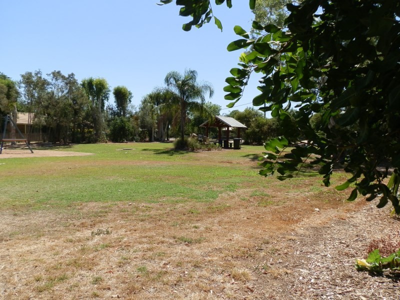 32 Colleen Avenue, Emerald QLD 4720