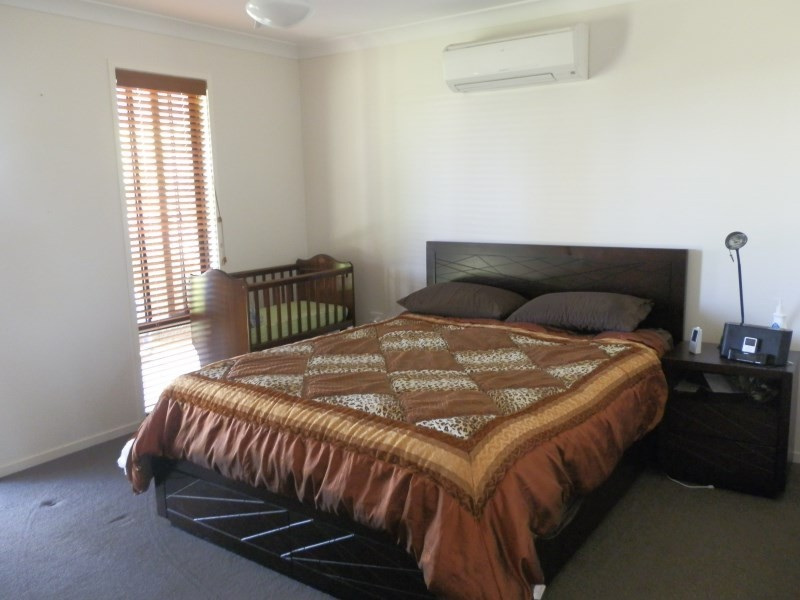 22 Desgrand Street, Emerald QLD 4720