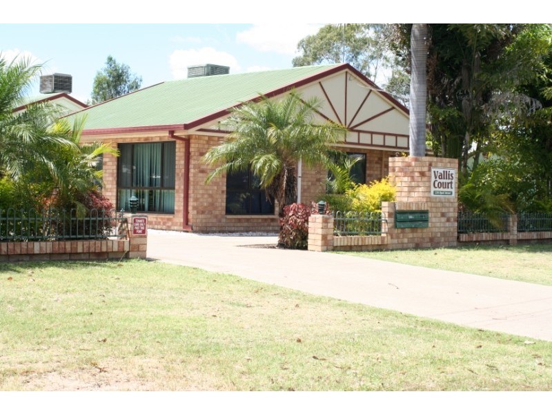 Unit 2/126 Opal Street, Emerald QLD 4720