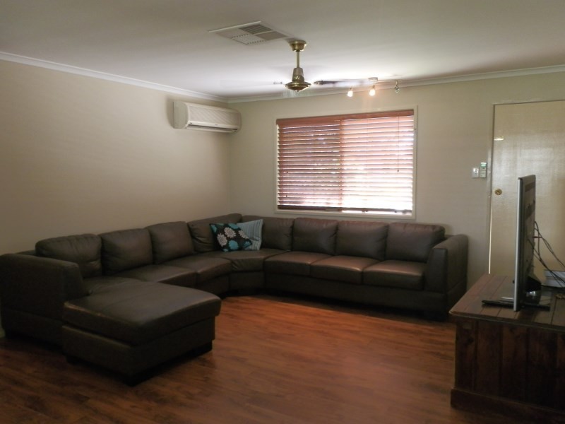 135 Opal Street, Emerald QLD 4720