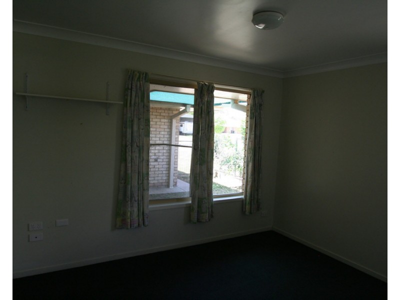 2 Chalmers Crescent, Emerald QLD 4720