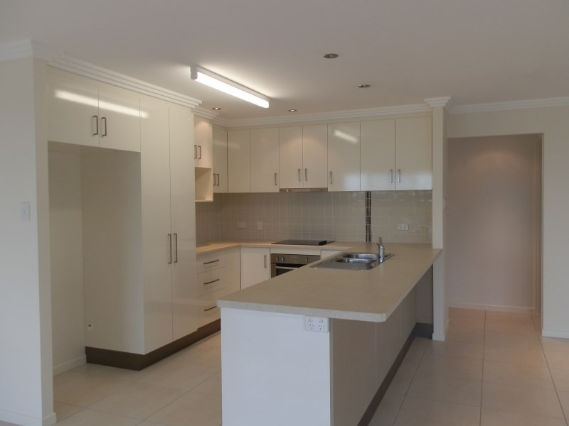 6 Sandown Street, Emerald QLD 4720