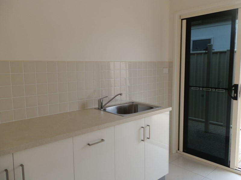 6 Sandown Street, Emerald QLD 4720