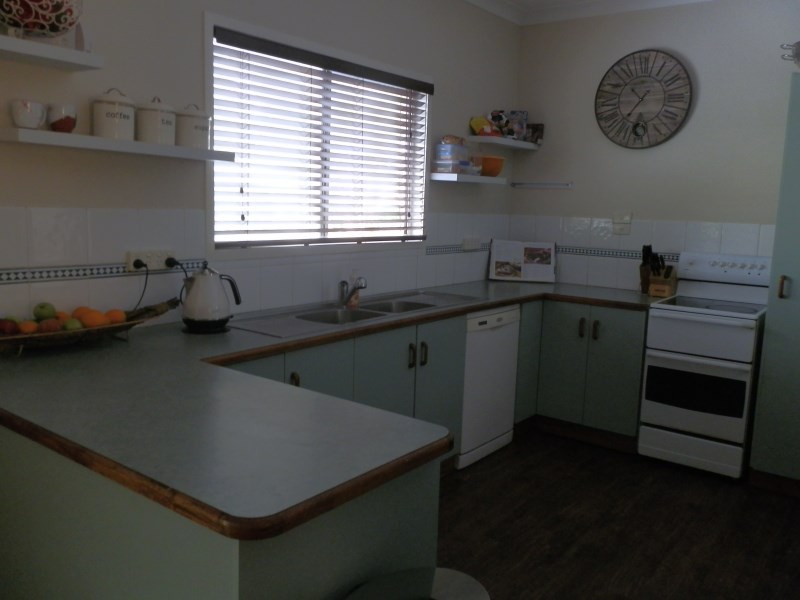 11 Bridgeman Street, Emerald QLD 4720