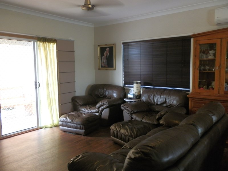 11 Bridgeman Street, Emerald QLD 4720