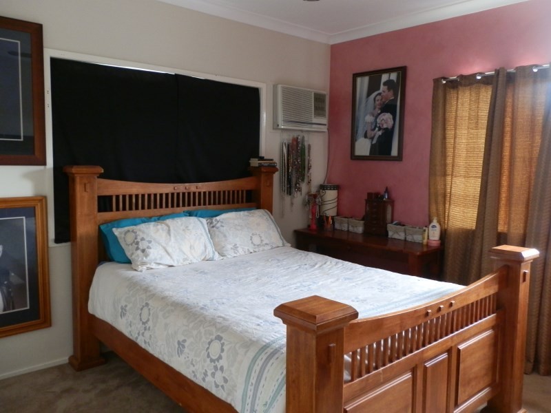 11 Bridgeman Street, Emerald QLD 4720
