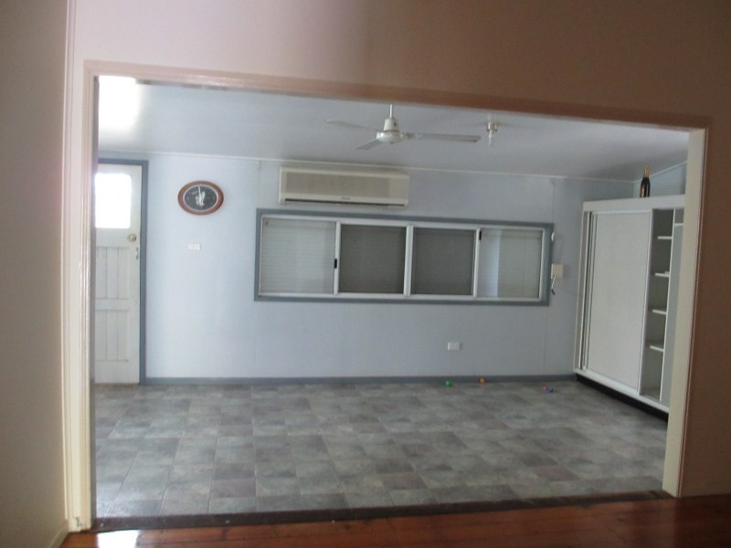 51 Roberts Street, Emerald QLD 4720