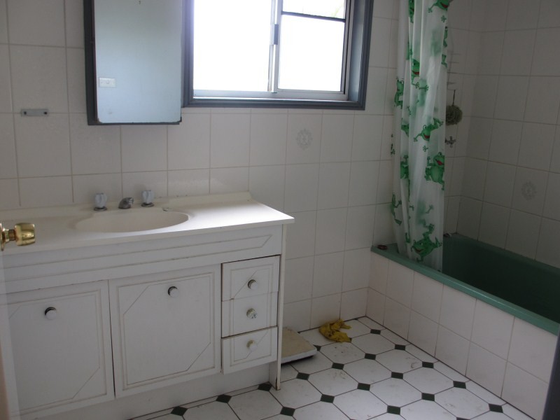 51 Roberts Street, Emerald QLD 4720