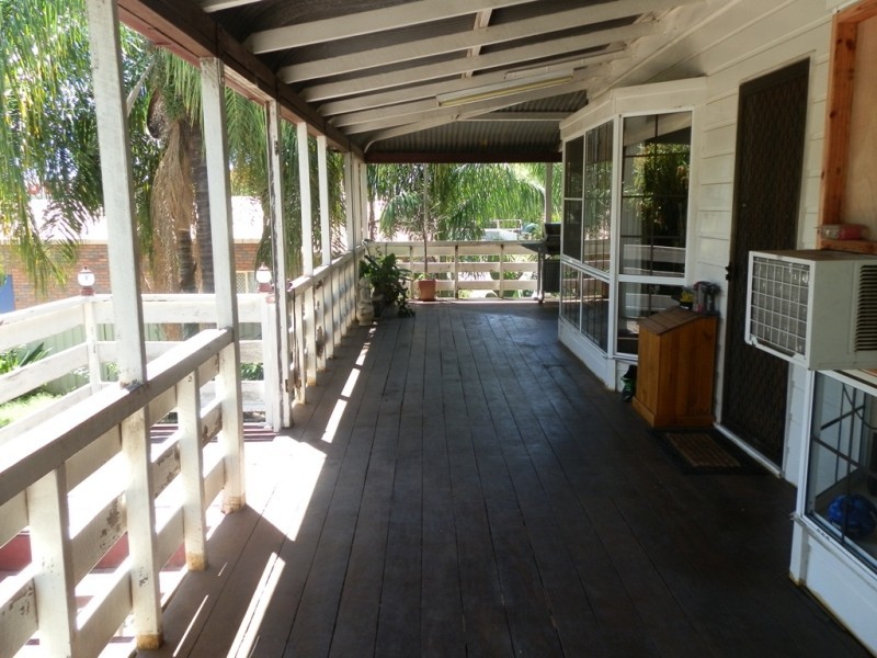 51 Roberts Street, Emerald QLD 4720