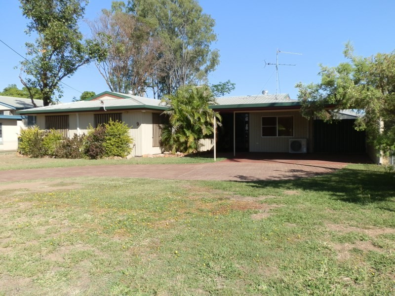 9 Sapphire Avenue, Emerald QLD 4720