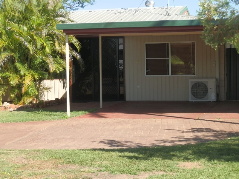 9 Sapphire Avenue, Emerald QLD 4720