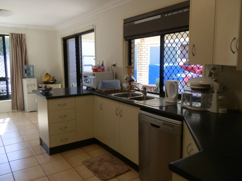 24 Dodd Drive, Emerald QLD 4720