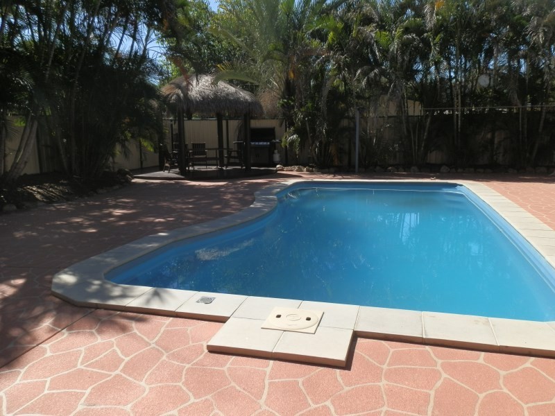 9 Suncross Place, Emerald QLD 4720