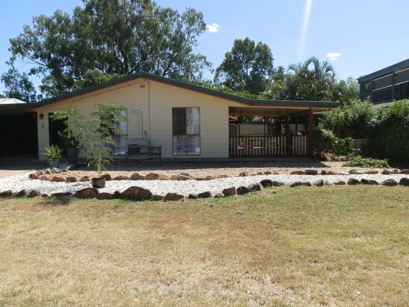 9 Suncross Place, Emerald QLD 4720