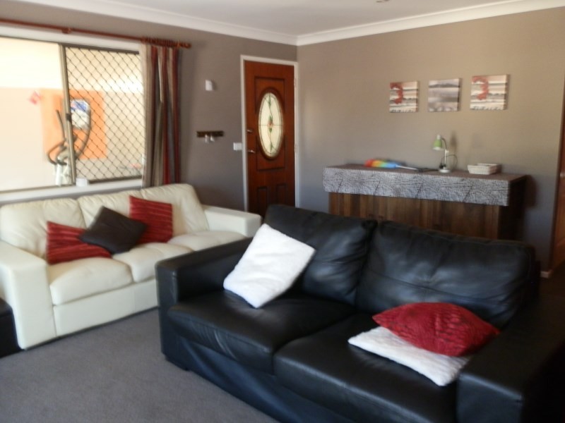 9 Suncross Place, Emerald QLD 4720