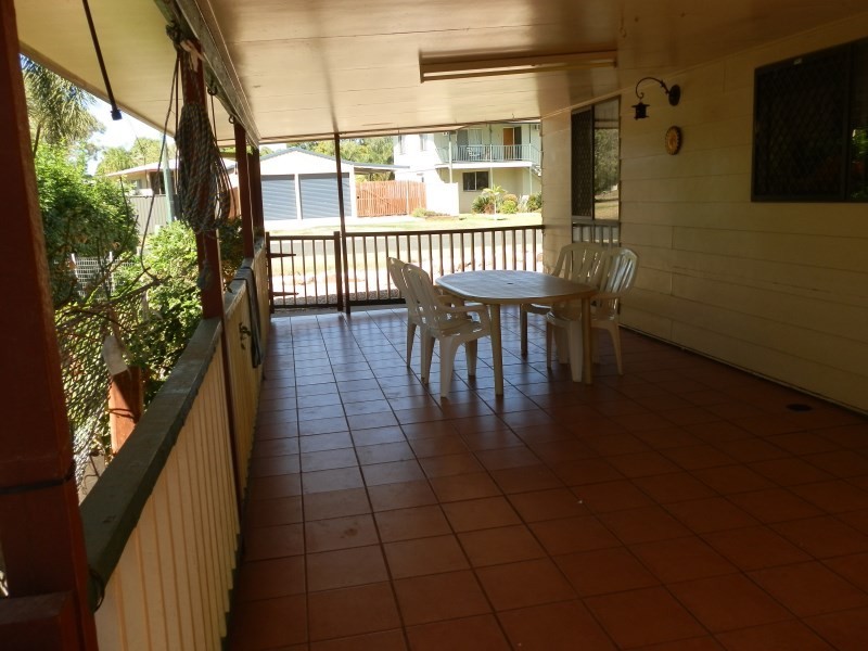 9 Suncross Place, Emerald QLD 4720