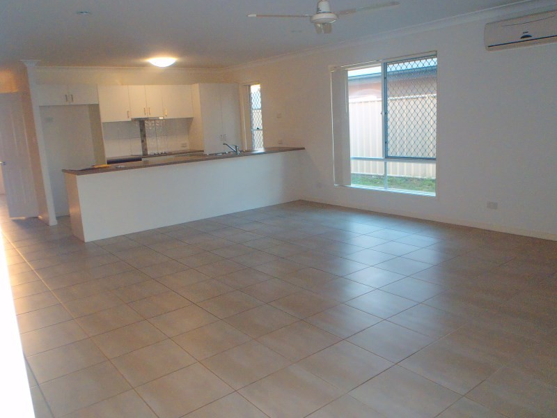 11 Lightening Street, Emerald QLD 4720