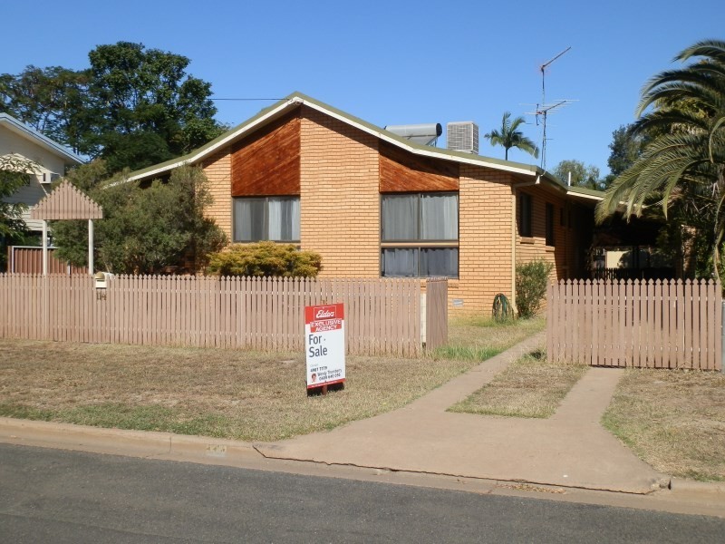 114 Harris Street, Emerald QLD 4720