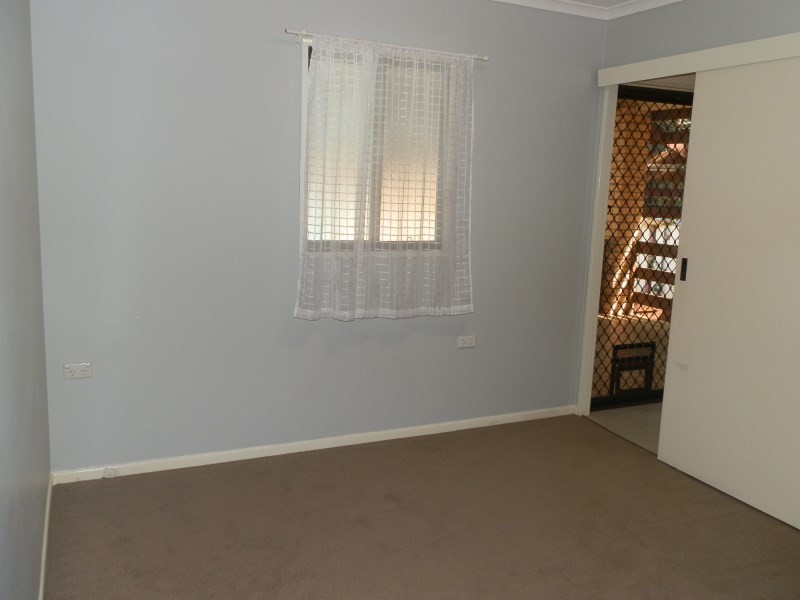 114 Harris Street, Emerald QLD 4720