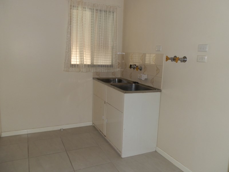 114 Harris Street, Emerald QLD 4720