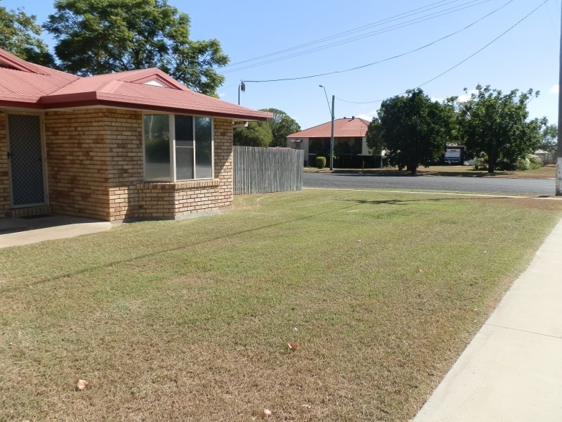 8 Malvern Street, Capella QLD 4723