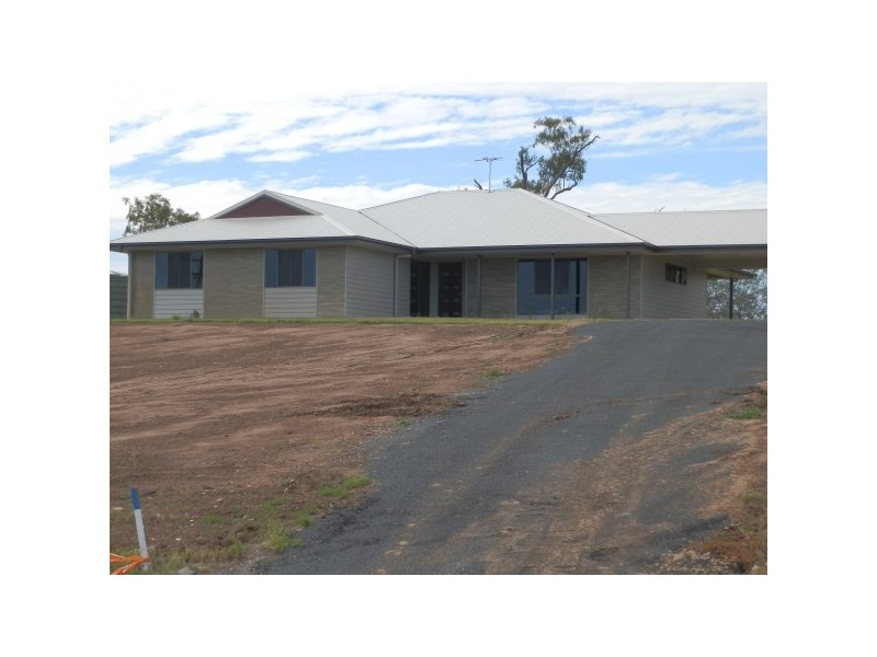 24 Patanga Place, Emerald QLD 4720