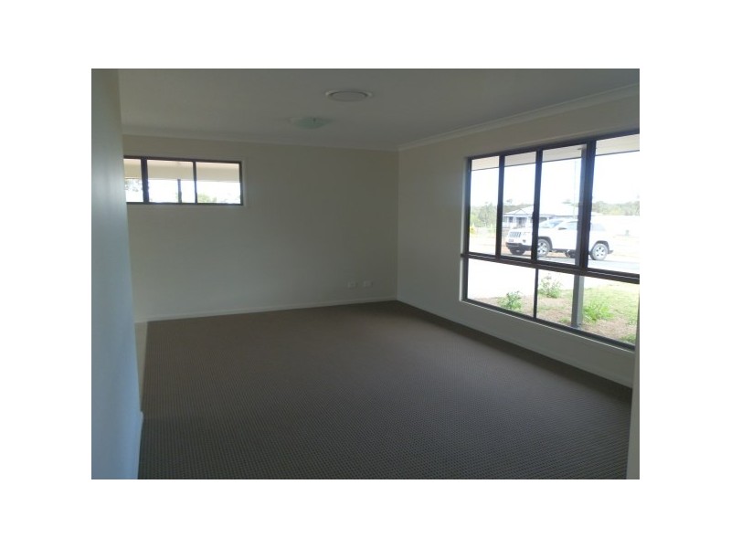 24 Patanga Place, Emerald QLD 4720