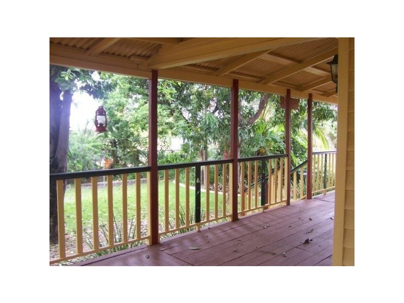 6 Little Street, Emerald QLD 4720