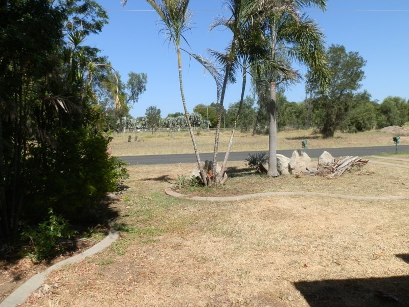 90 and 90A Baker Street, Emerald QLD 4720