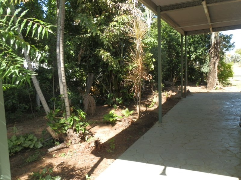 90 and 90A Baker Street, Emerald QLD 4720