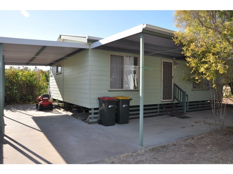 90 and 90A Baker Street, Emerald QLD 4720