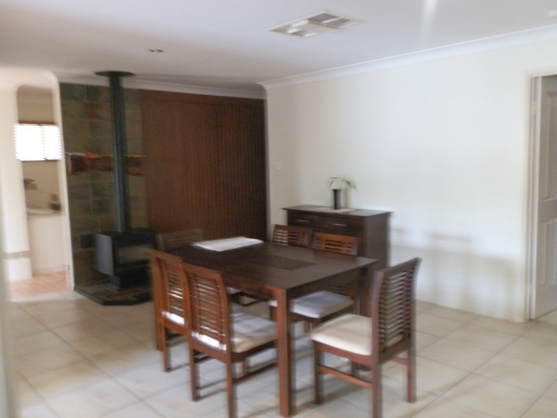 7 Skelton Place, Emerald QLD 4720