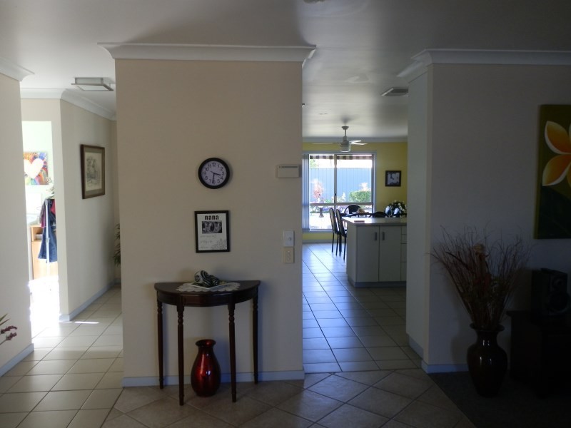 42 Cowan Crescent, Emerald QLD 4720