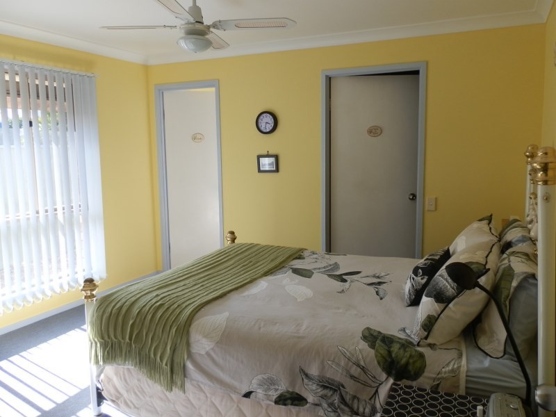 42 Cowan Crescent, Emerald QLD 4720