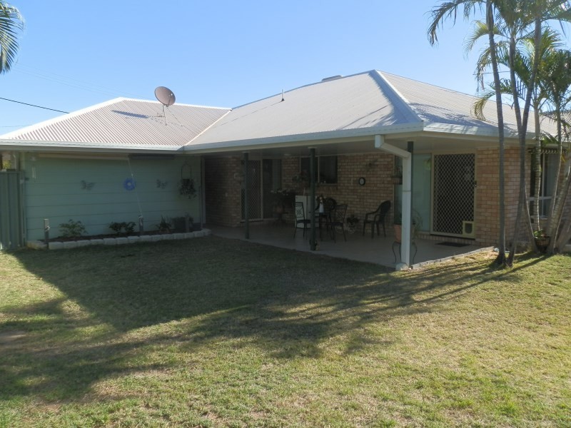 42 Cowan Crescent, Emerald QLD 4720
