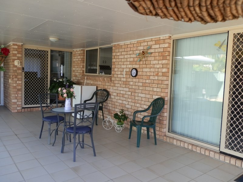 42 Cowan Crescent, Emerald QLD 4720