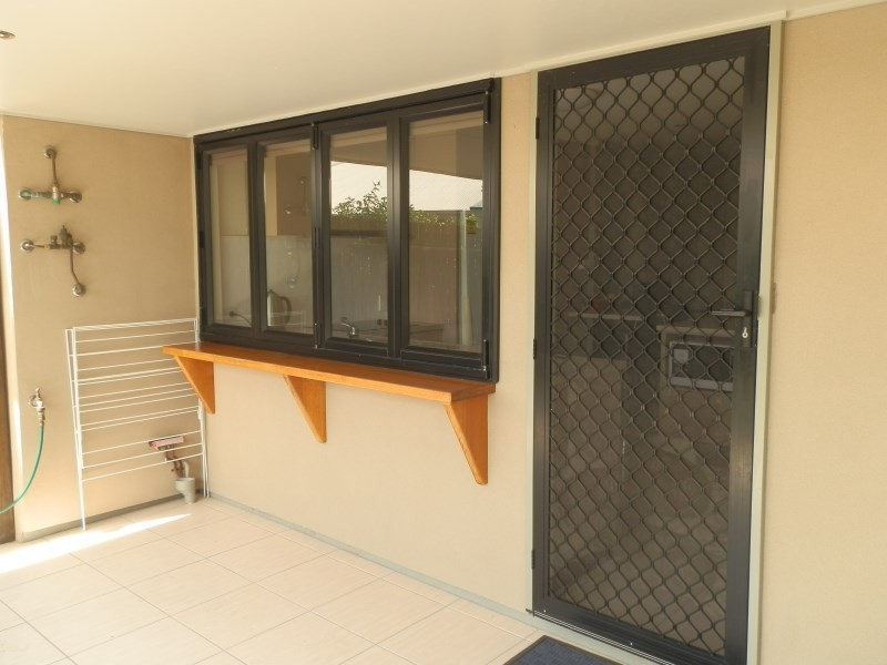 Unit 8/20 Riverview Street, Emerald QLD 4720