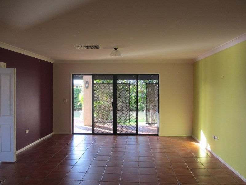 5 Dodd Drive, Emerald QLD 4720