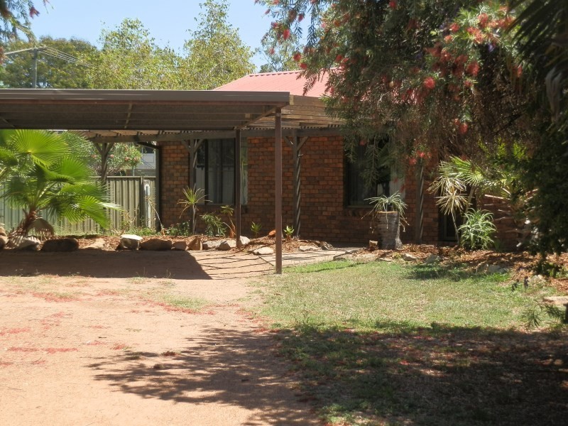 10 Julie Court, Emerald QLD 4720