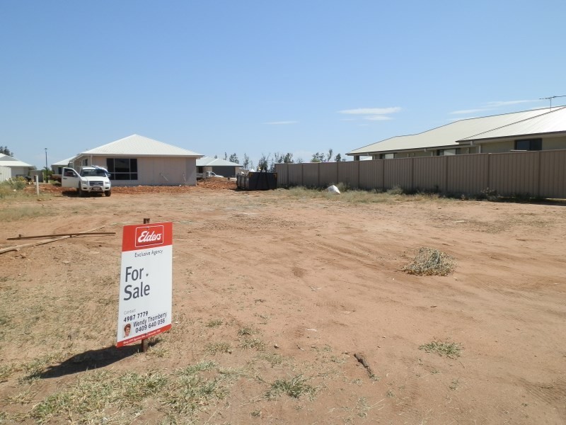 4 Flemington Road, Emerald QLD 4720