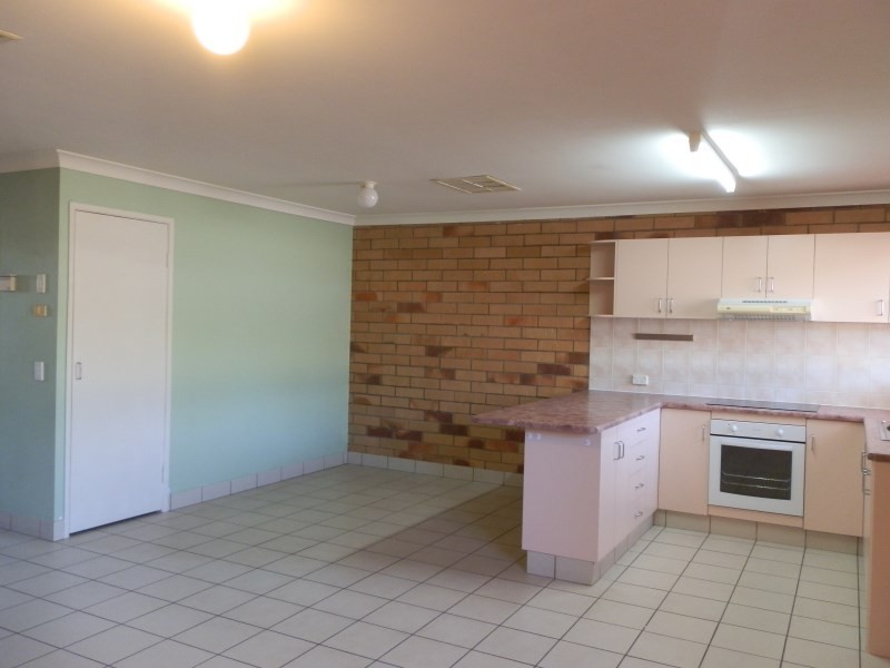 Unit 5/66 Esmond Street, Emerald QLD 4720