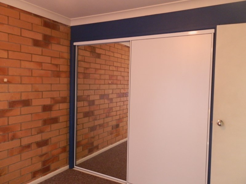 Unit 5/66 Esmond Street, Emerald QLD 4720